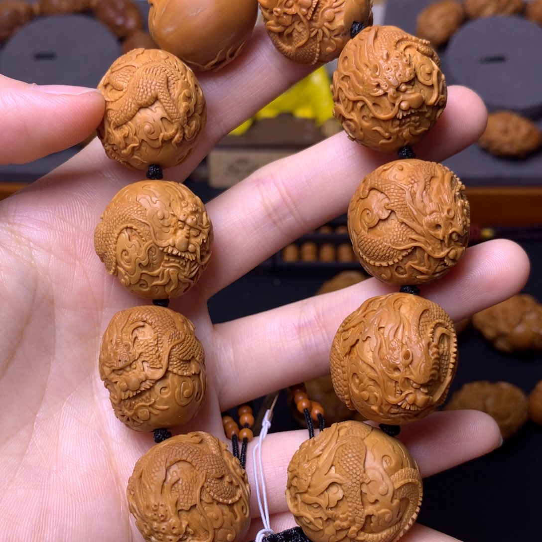 橄榄核手串/手链九龙戏珠