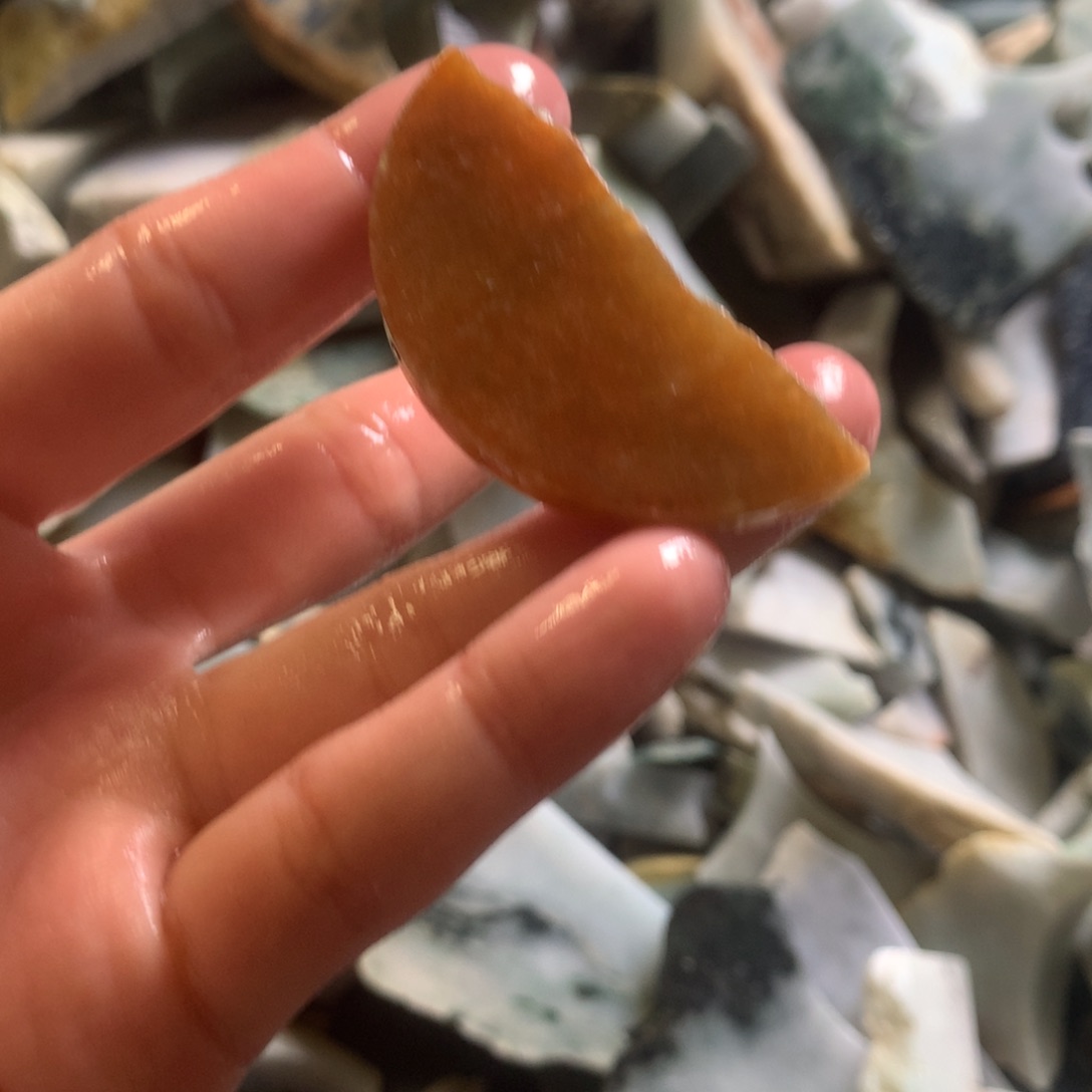 翡翠颈饰未镶嵌缅甸翡翠