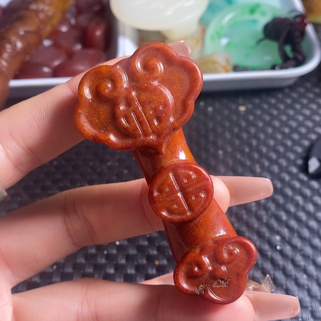 岫玉未镶嵌珠宝奇石