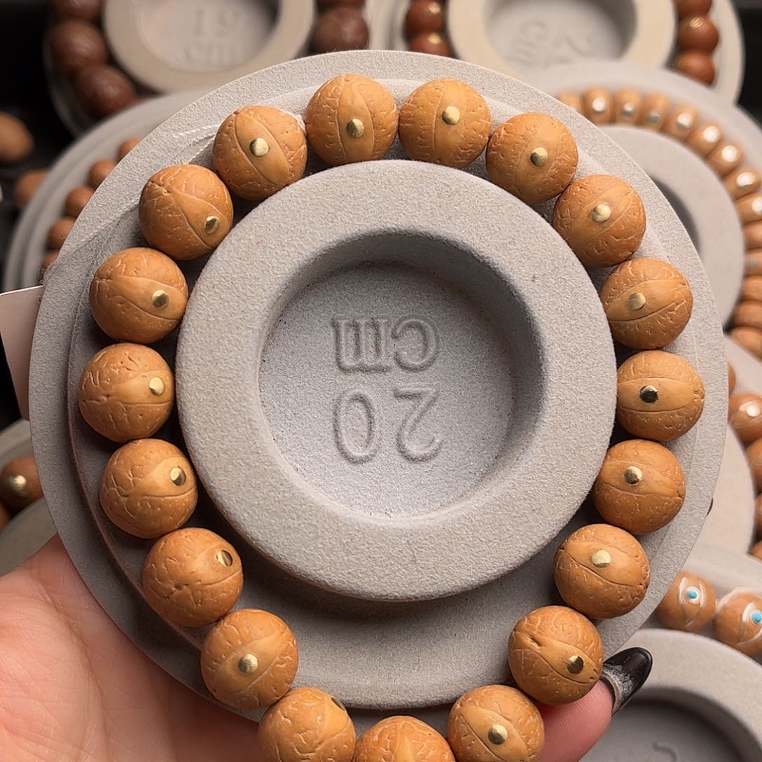 吊坠凤眼菩提13.5镶嵌款