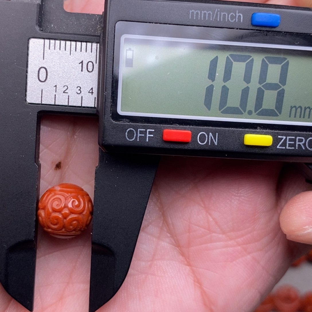 南红玛瑙配饰未镶嵌