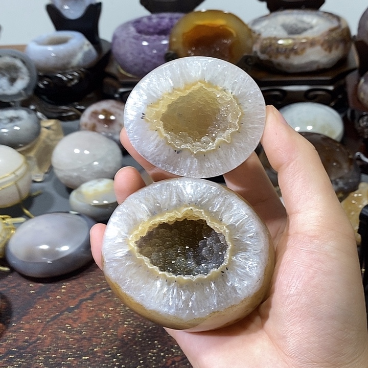 未镶嵌水晶摆件聚宝盆