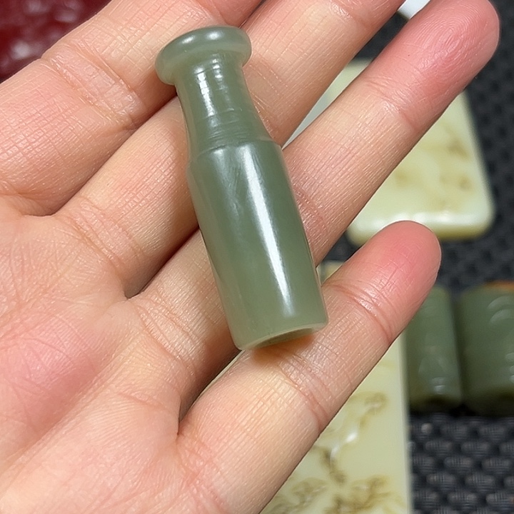 流***沙和田玉（糖玉）未镶嵌手链