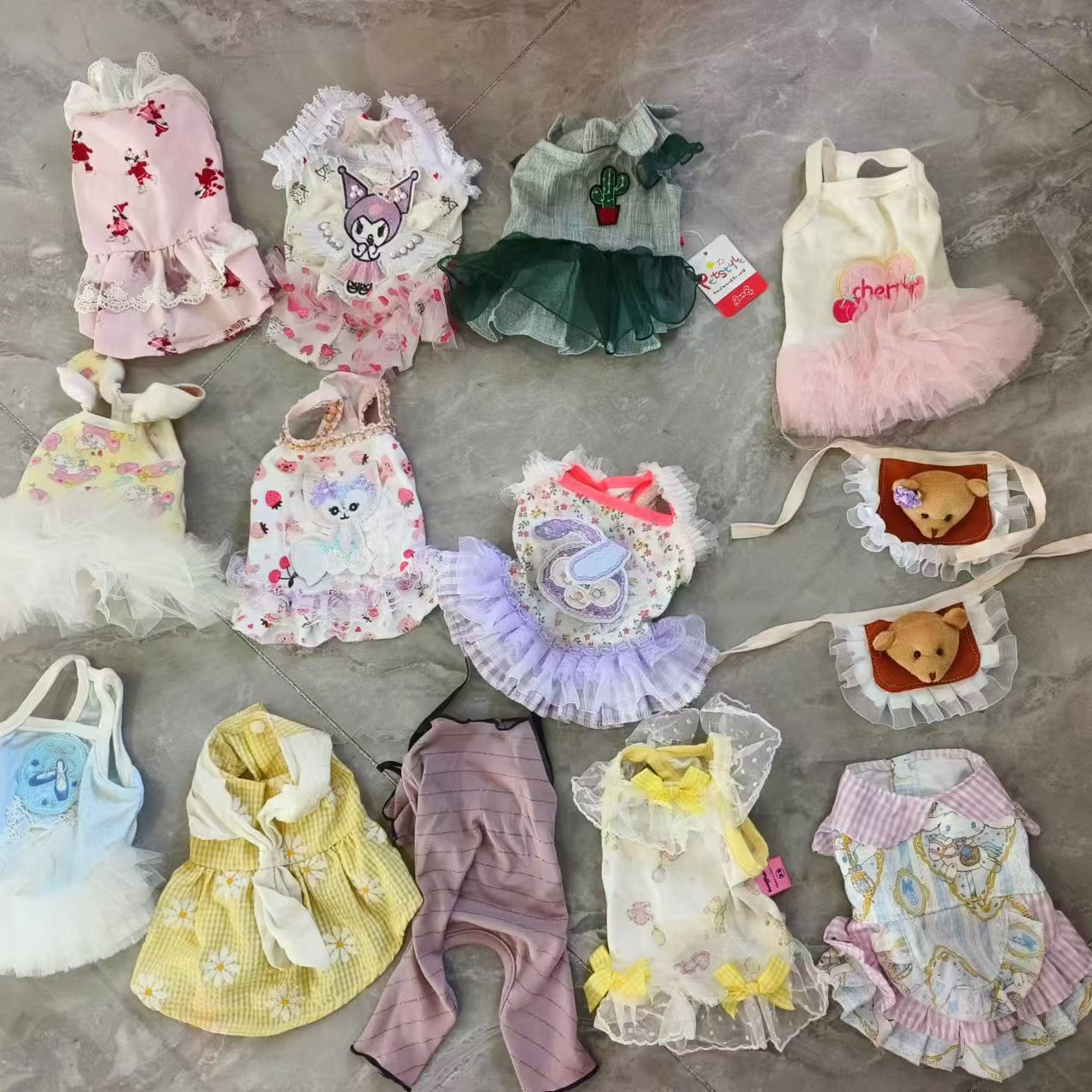 宠物衣服秋冬   直播间过号款  直拍不发