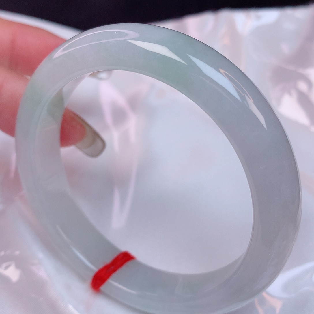 翡翠手镯未镶嵌52 翡翠手镯