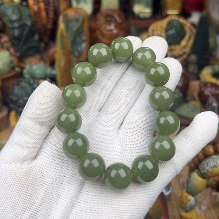 岫岩老玉（透闪石质玉）手串未镶嵌一**儿