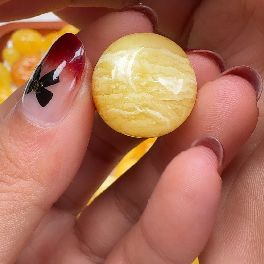 嘿***宝琥珀未镶嵌裸石悠悠