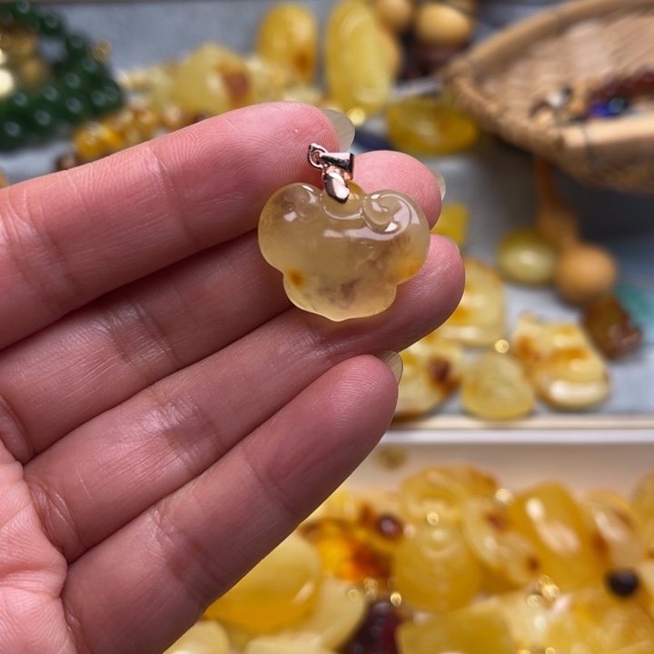 蜜蜡颈饰未镶嵌蜜蜡