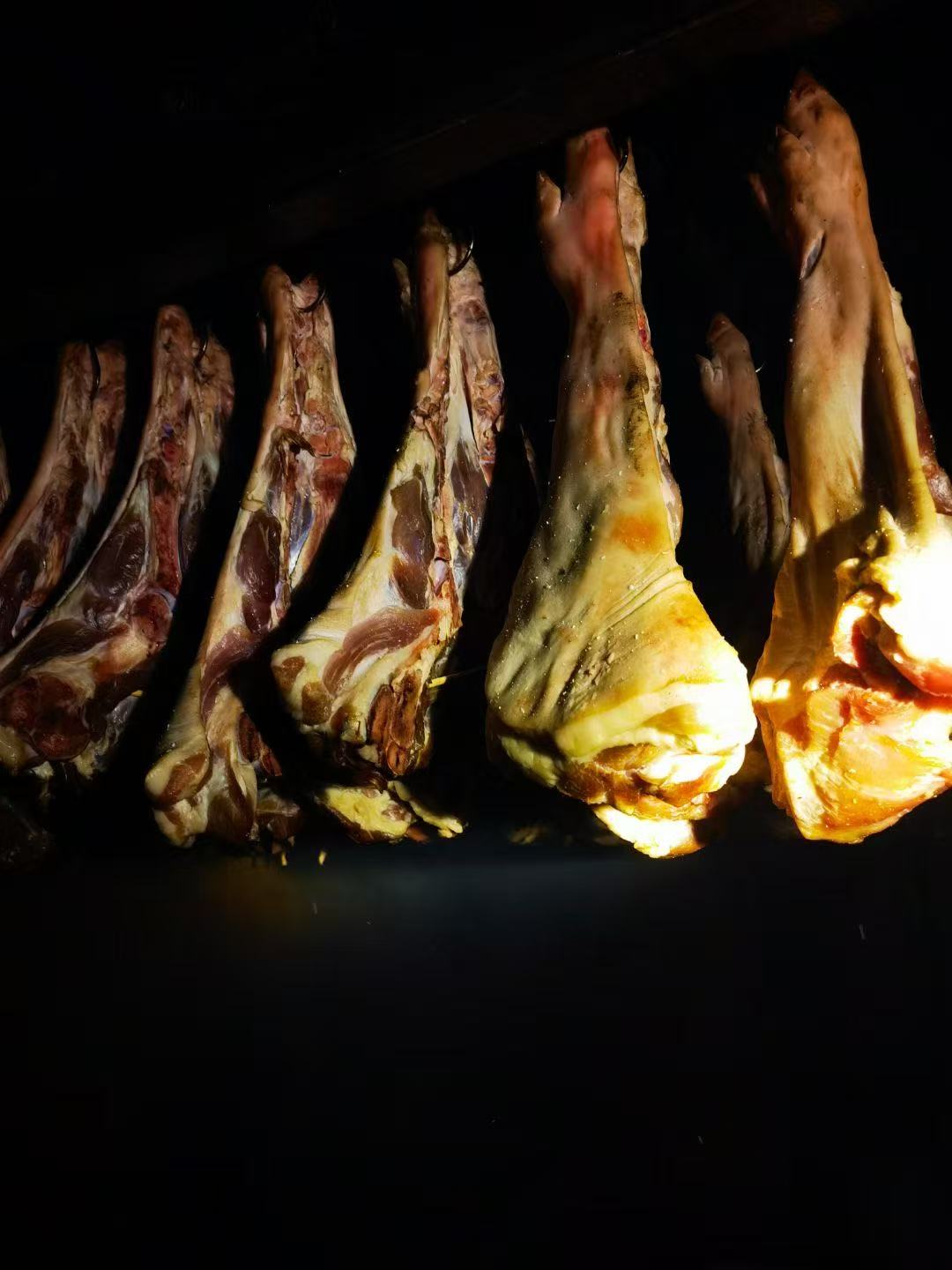 恩施特产烟熏猪脚传统腌制工艺咸香入味Q弹有农家风味