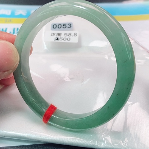 翡翠手镯未镶嵌0053号