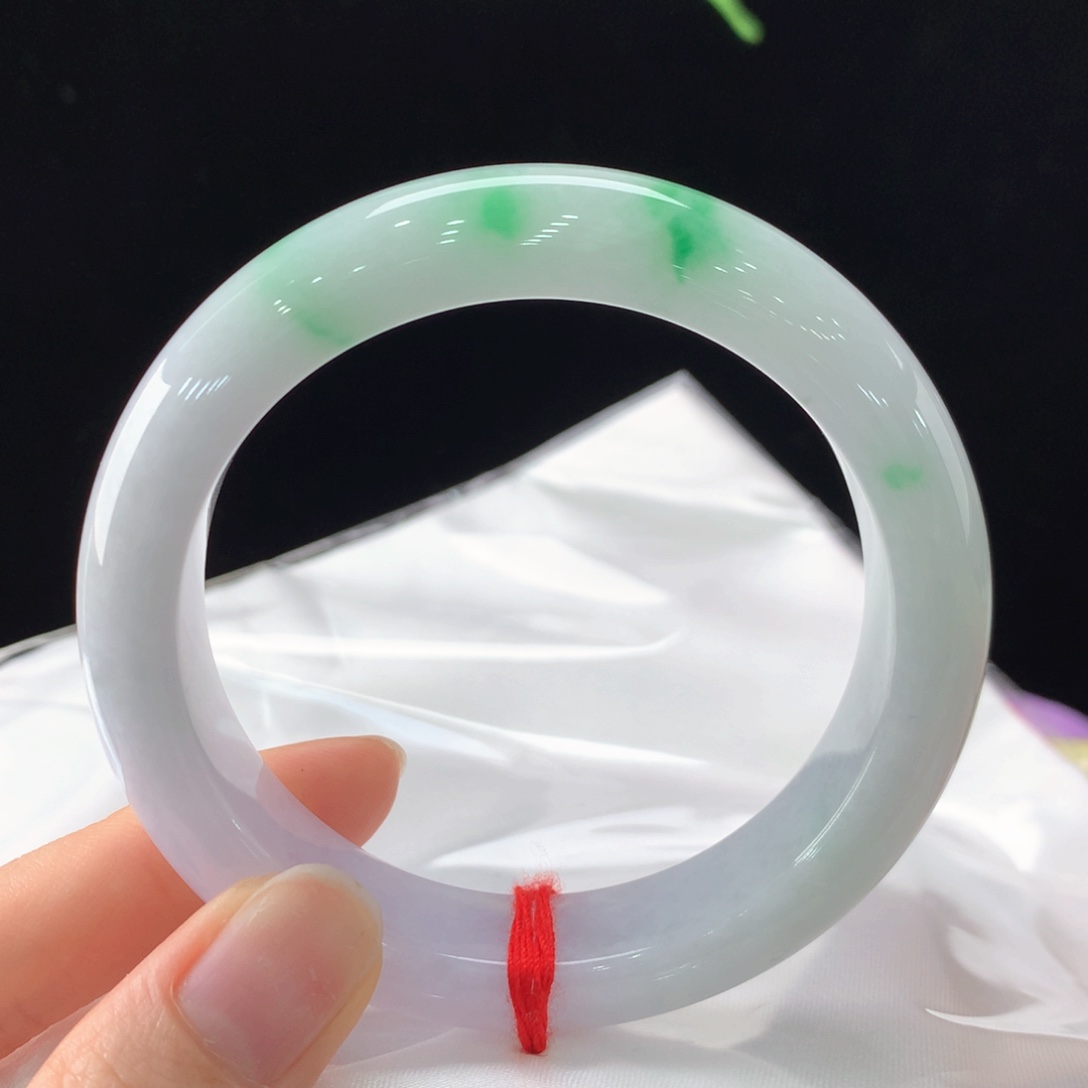 翡翠未镶嵌手镯微瑕2257