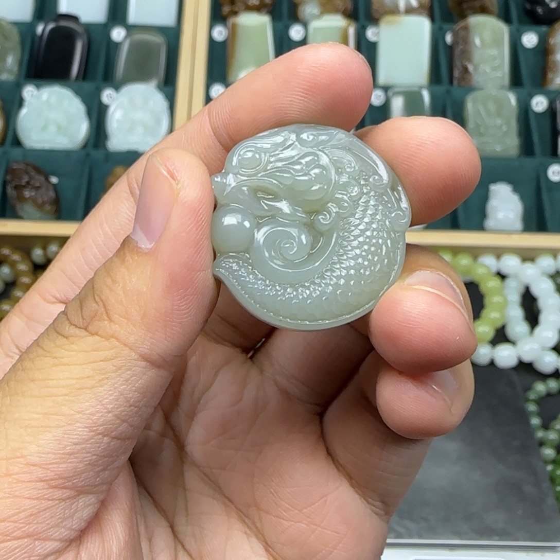 和田玉未镶嵌挂件