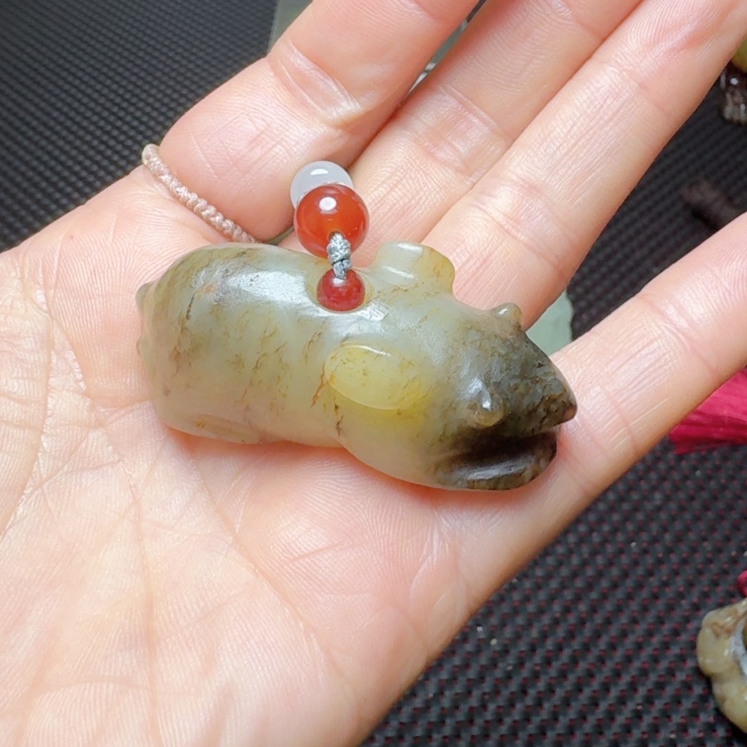 和田玉挂件未镶嵌