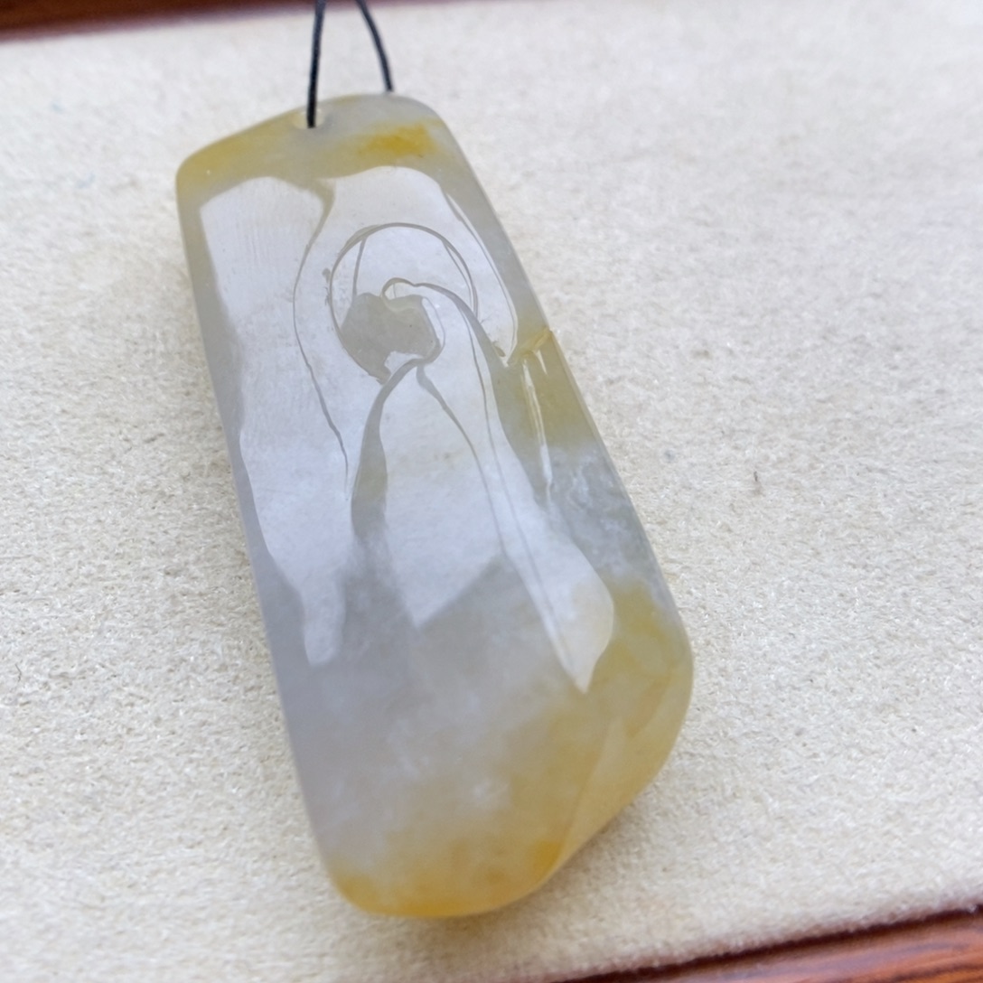 翡翠未镶嵌颈饰吊坠1