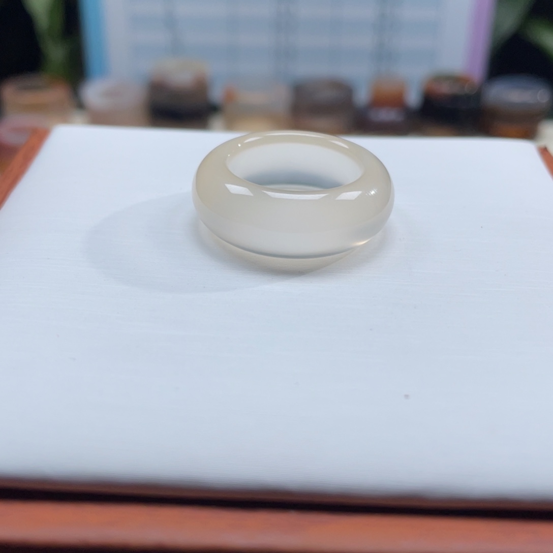 木***つ玛瑙/玉髓未镶嵌戒指Z18.3港18