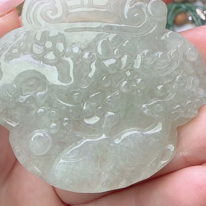 翡翠未镶嵌颈饰天然A货73