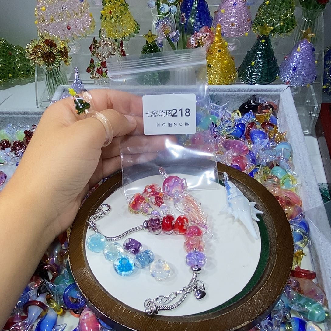 玻璃颈饰218串珠十二个挂件四个