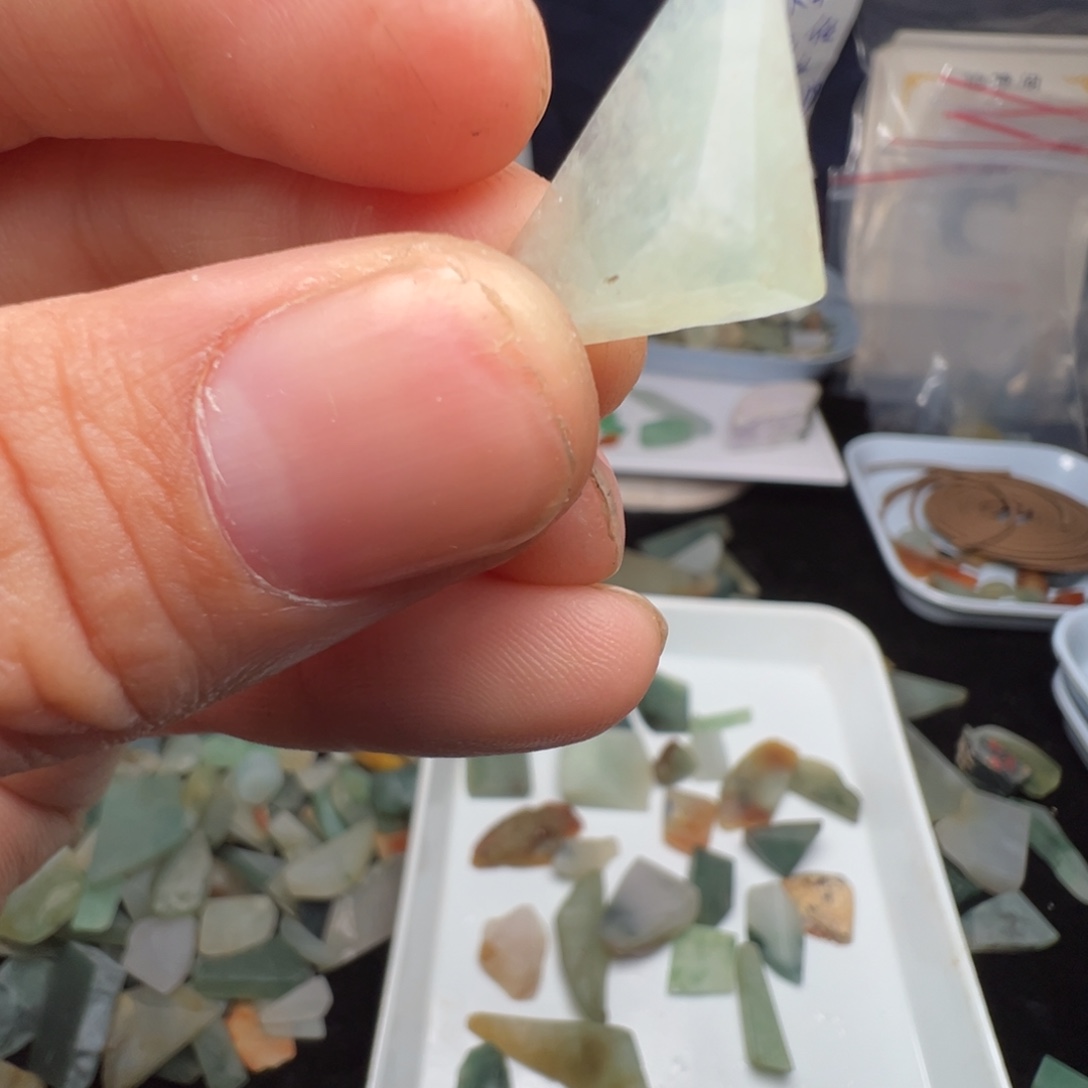 翡翠裸石缅甸翡翠A货