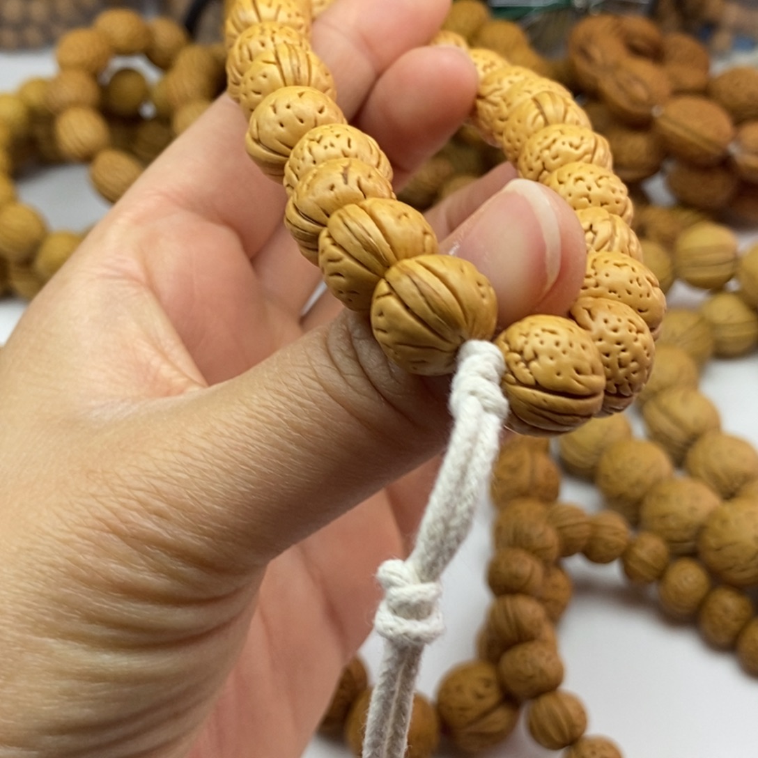 桃核吊坠黄桃6666666