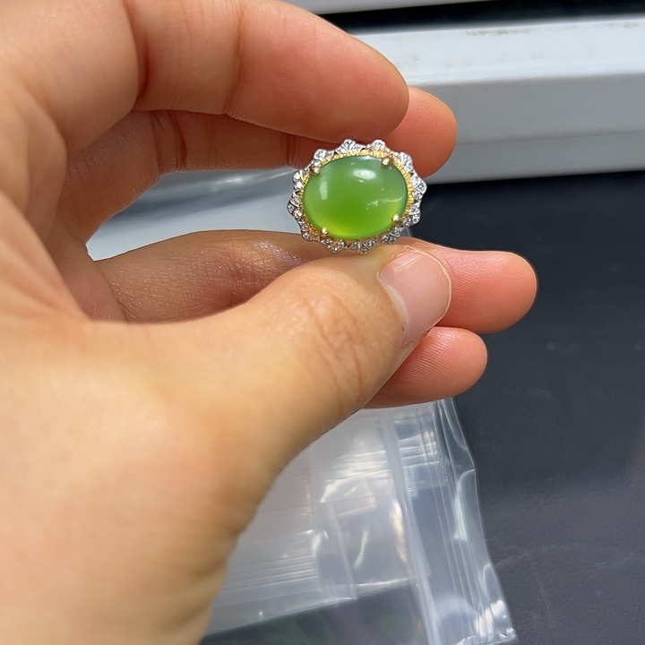 会***君和田玉未镶嵌耳饰