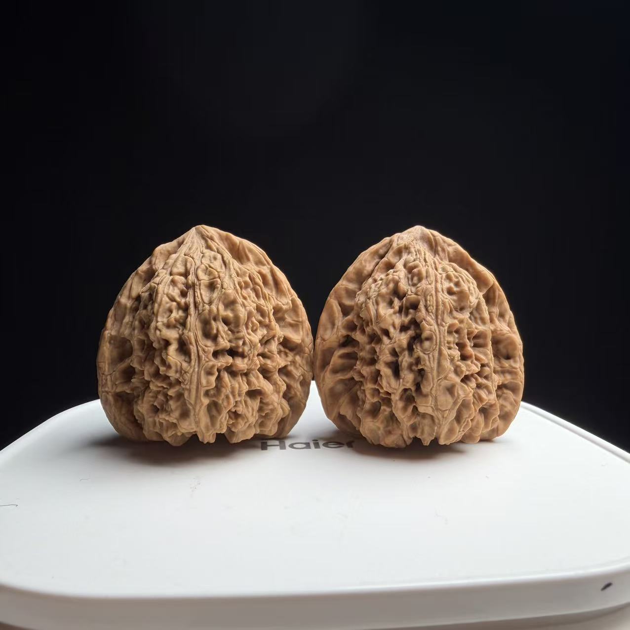 正宗涿鹿南疆石山地果凹底高炮南疆石拉丝蚂蚁纹高炮凹底文玩核桃