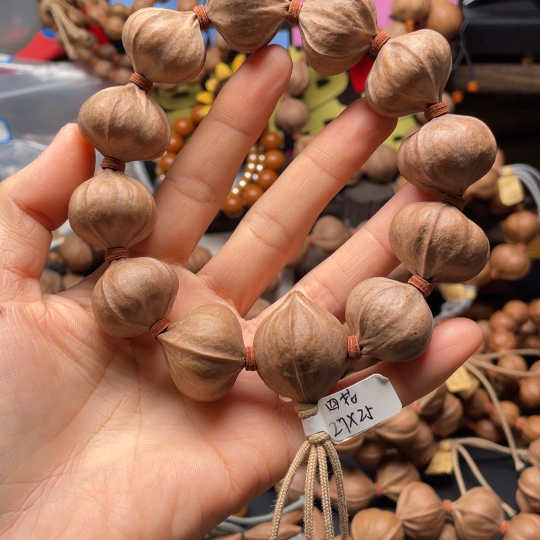 为***狂橄榄核吊坠2725四花铁核