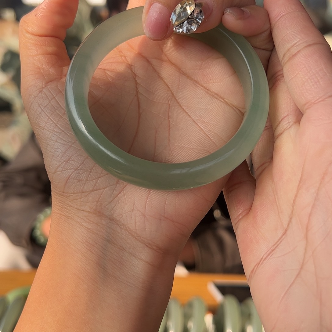 绿东陵冰晴水手镯