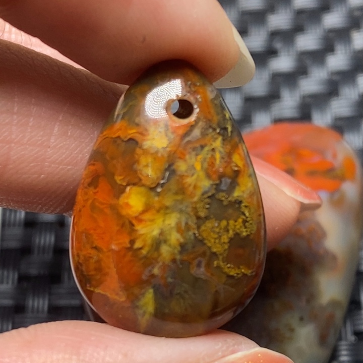 玛瑙/玉髓颈饰未镶嵌