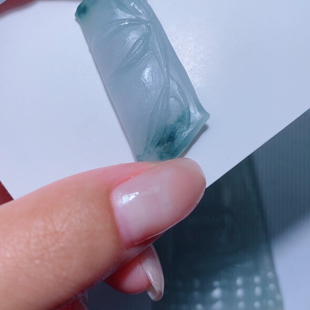 未镶嵌吊坠定制翡翠