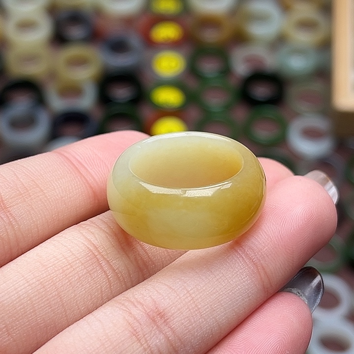 和田玉未镶嵌戒指17.8奶牛猫