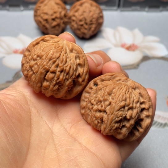 【闪购商品】把件文玩核桃球白……