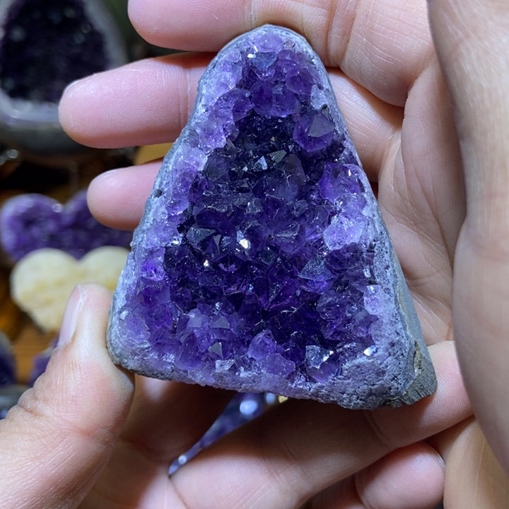 未镶嵌紫晶大型摆件（非配饰）