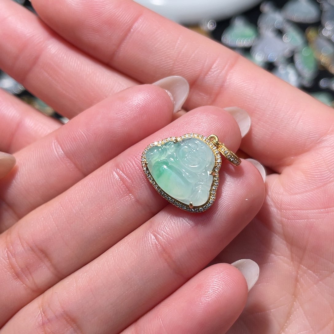 翡翠吊坠(不含链)18K金镶嵌