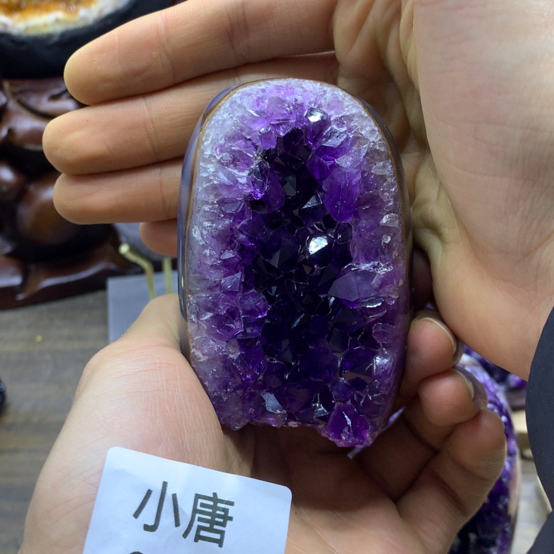 紫晶大型摆件（非配饰）未镶嵌