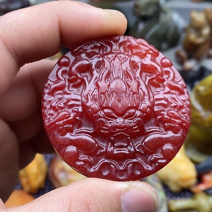 未镶嵌蛇纹石玉颈饰