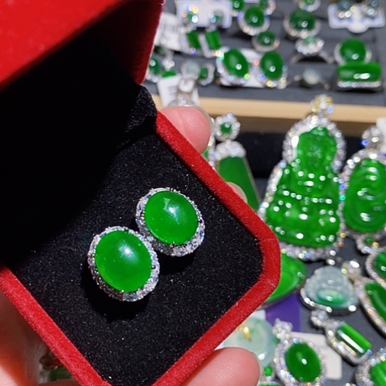 翡翠未镶嵌耳饰耳钉