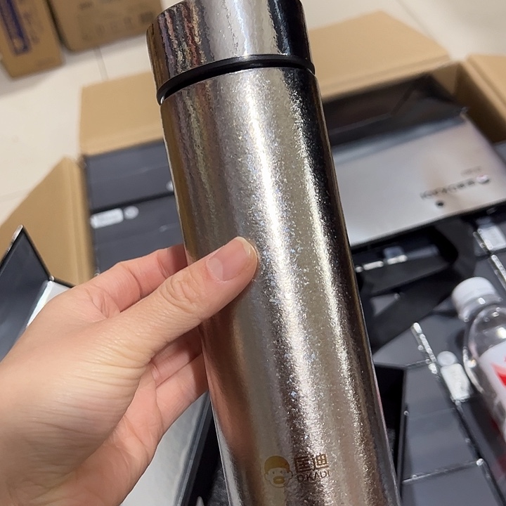 匡迪纯钛保温杯4204205907白色