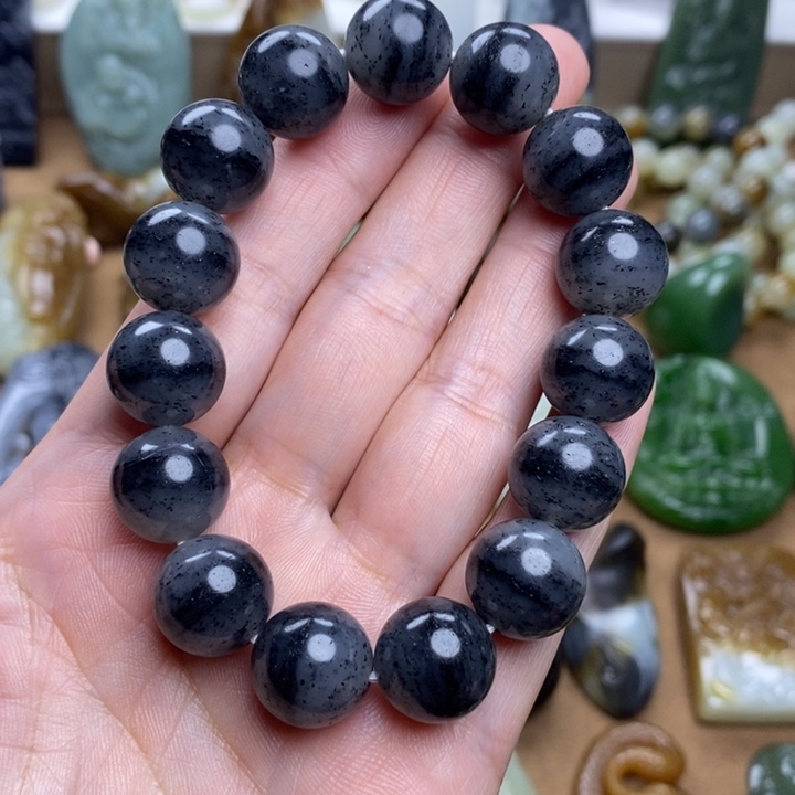 和田玉颈饰未镶嵌哎*呵