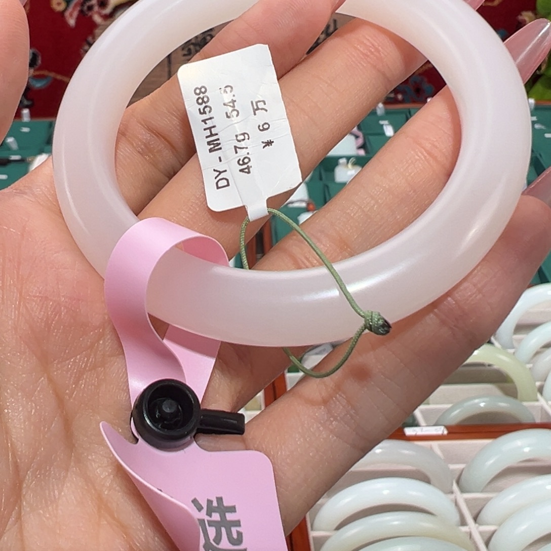 未镶嵌手镯和田玉新疆和田玉