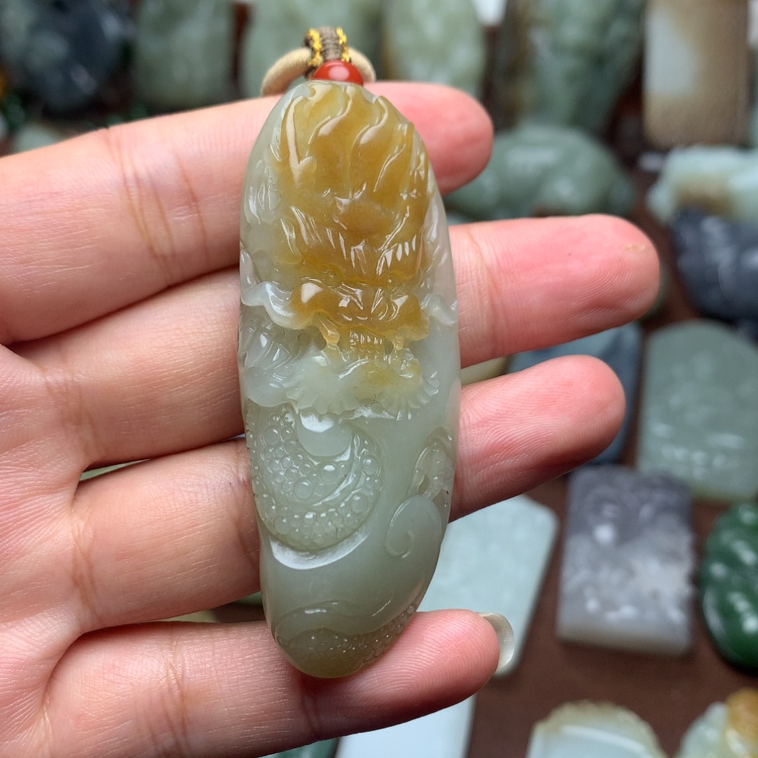 和田玉挂件未镶嵌