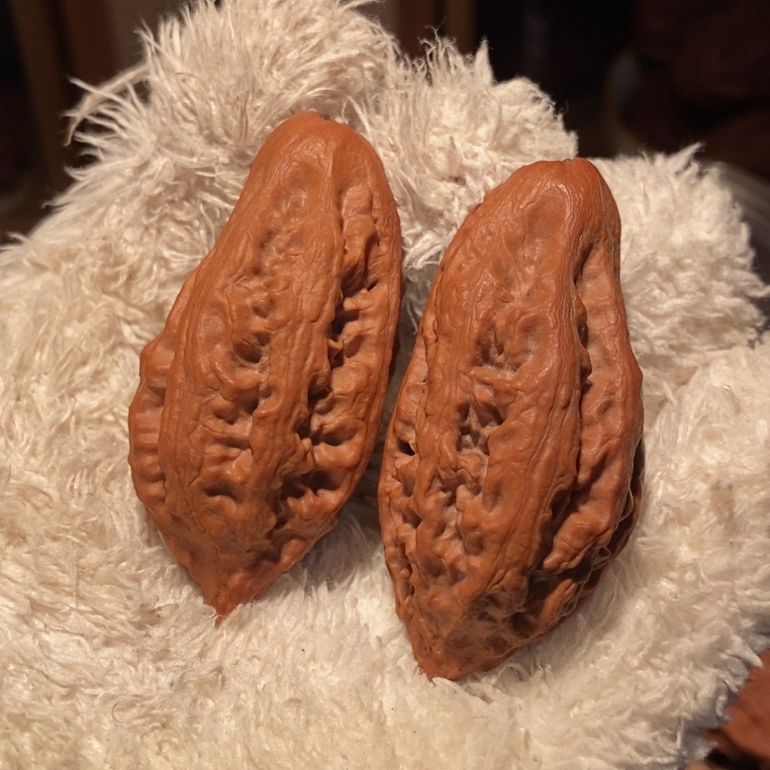 文玩核桃吊坠单边瓜条王