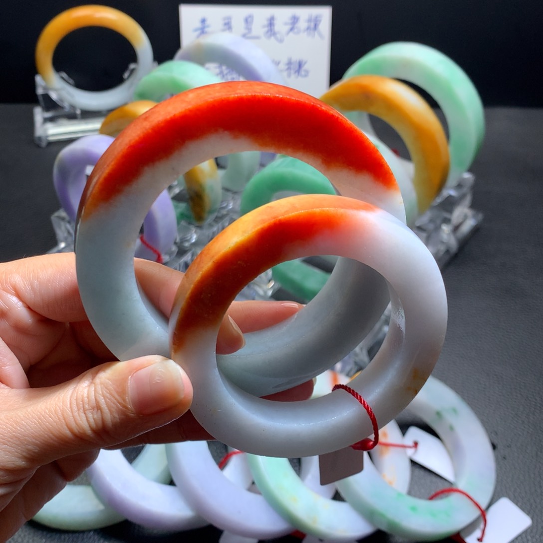 未镶嵌红红火火定制翡翠