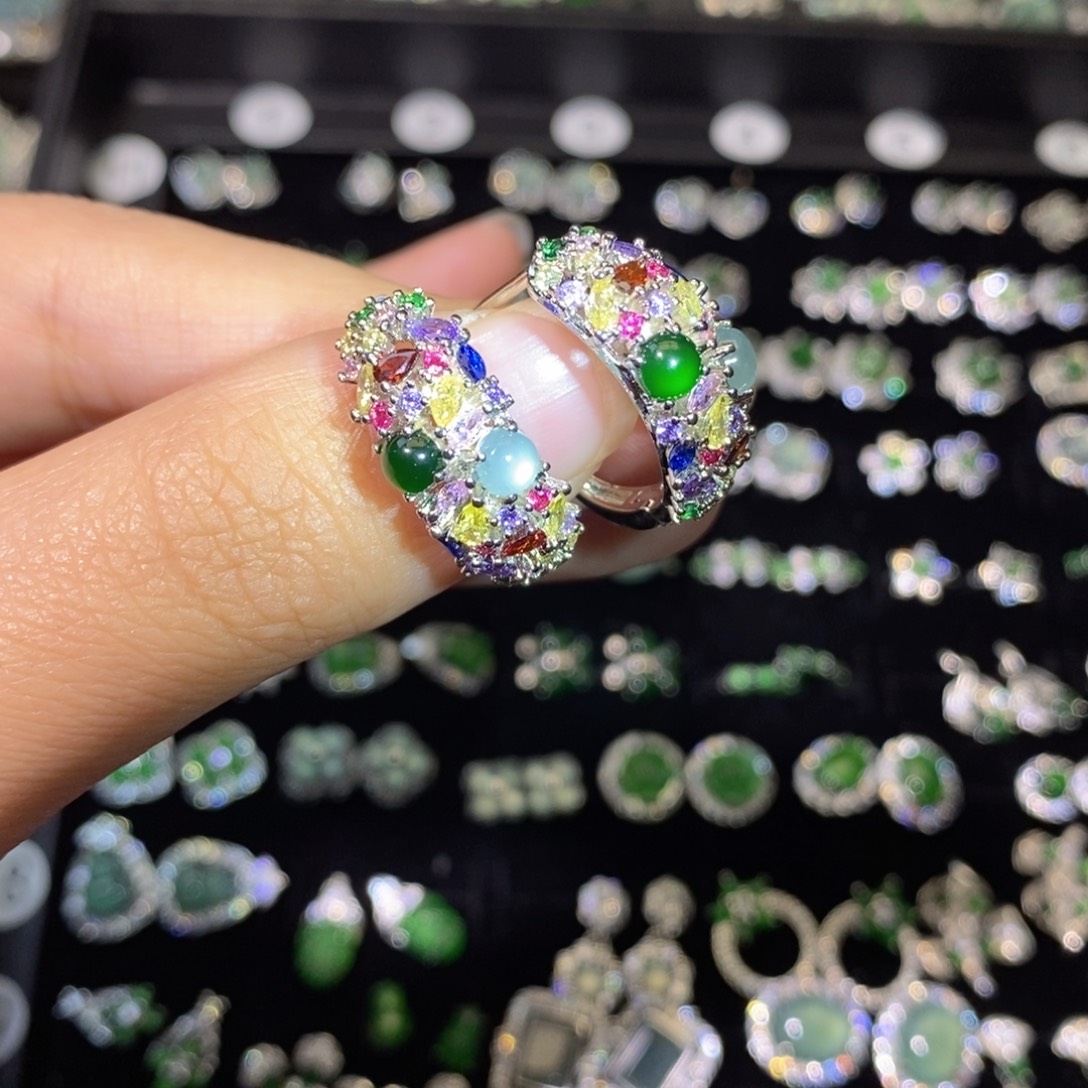 翡翠未镶嵌颈饰天然