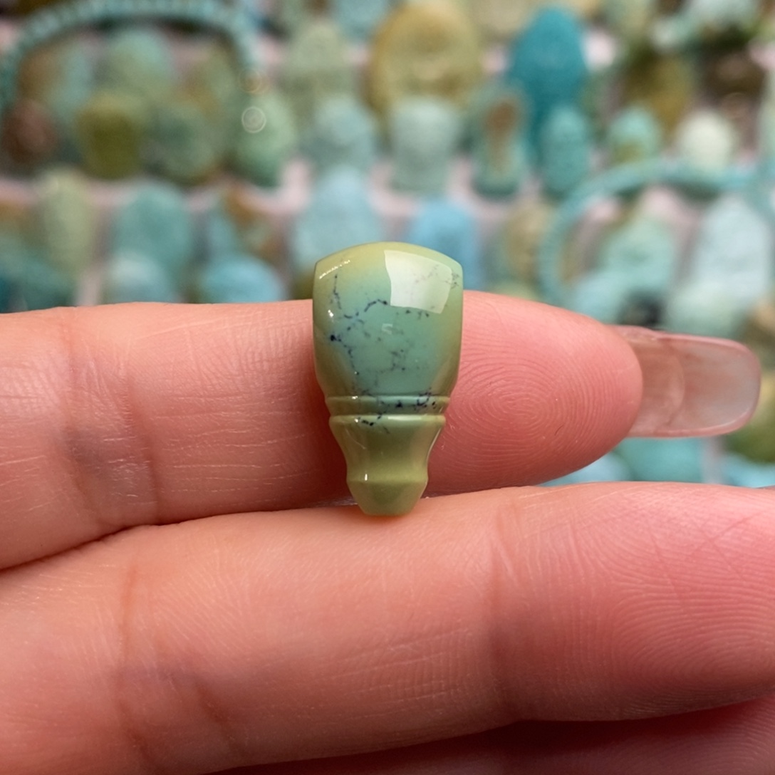 绿松石未镶嵌绿松石