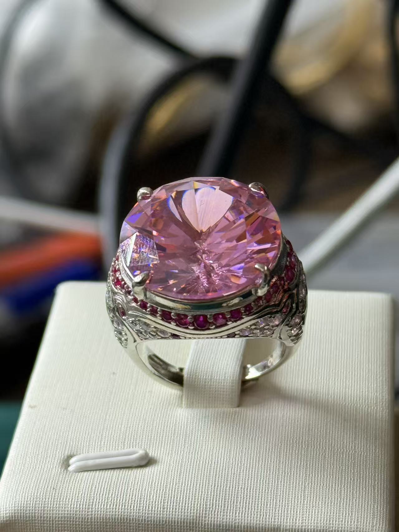 【高级定制】轻奢时尚高端戒指礼盒配饰y121011