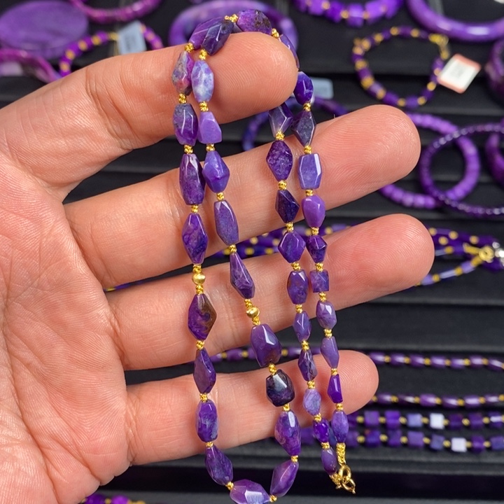 苏纪石（舒俱来）项链18K金镶嵌