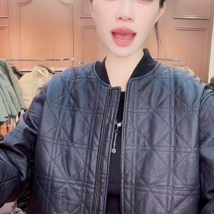 115……125斤皮羽绒服