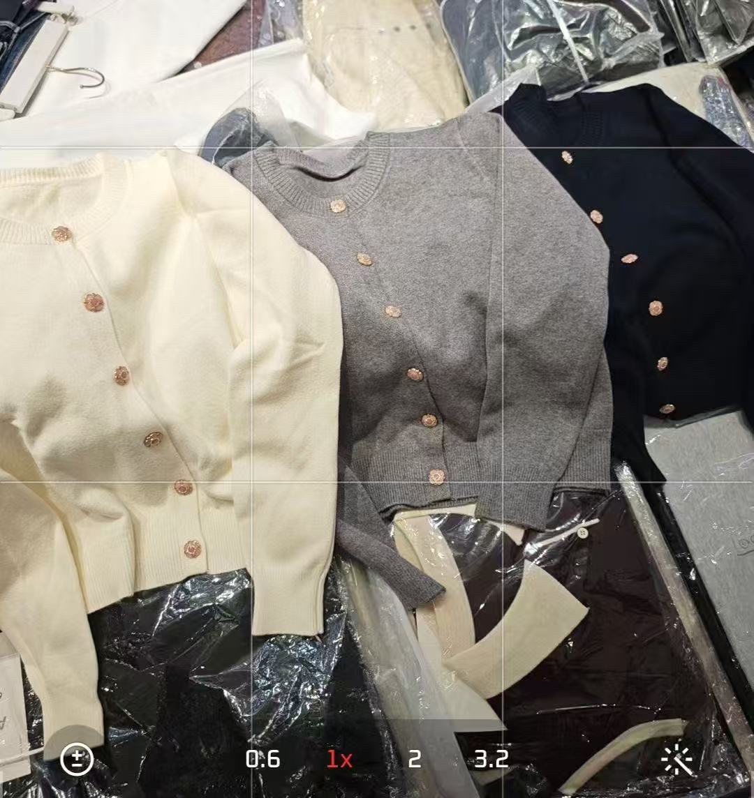 柔软舒适女装圆领时尚毛针织衫慵懒风针织休闲网红