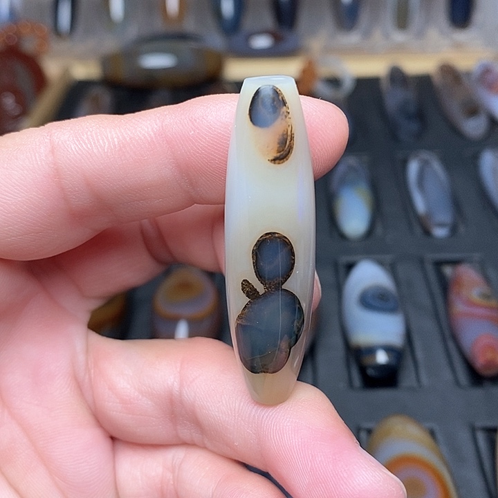 玛瑙/玉髓颈饰合金