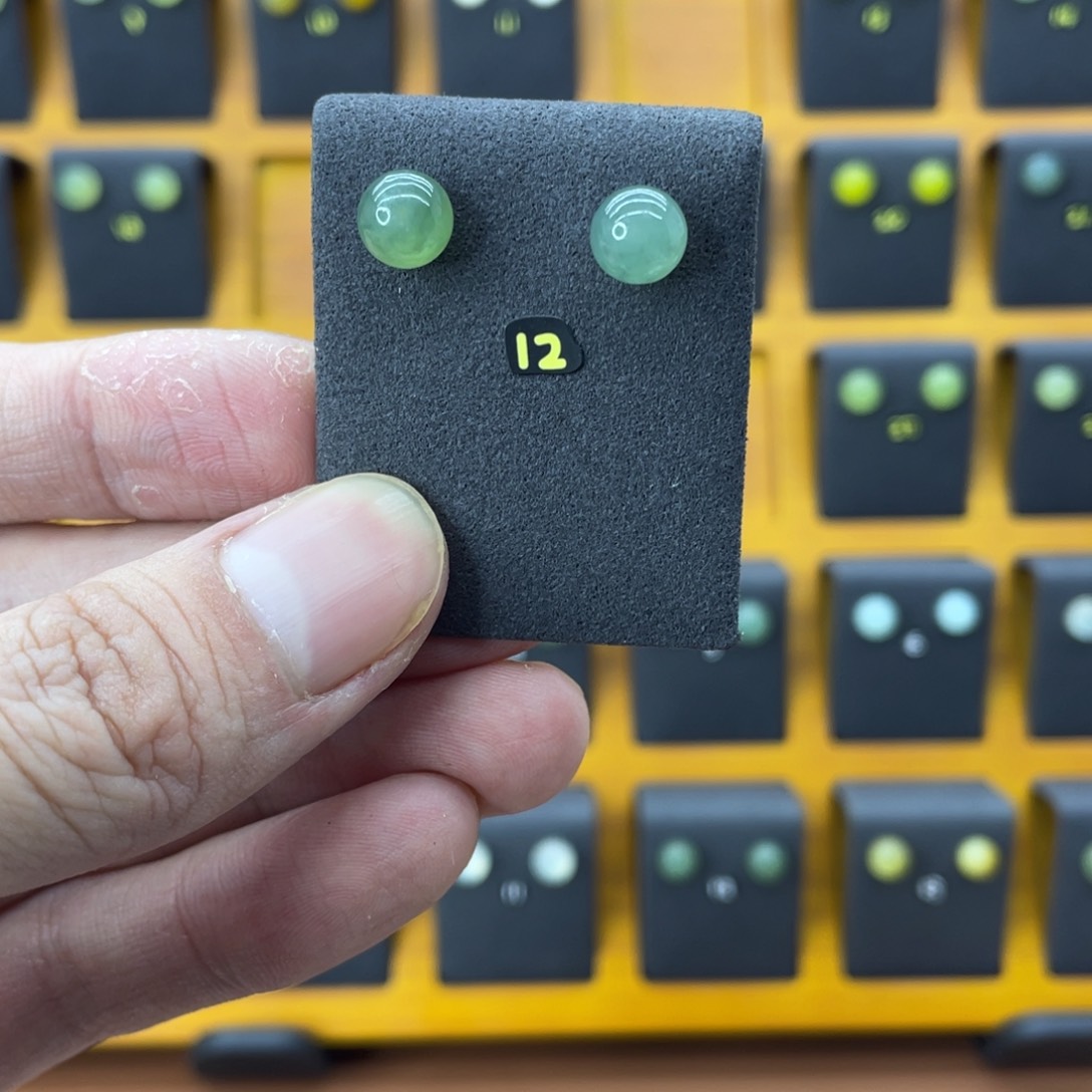 蛇纹石玉耳钉银S925镶嵌景*兰